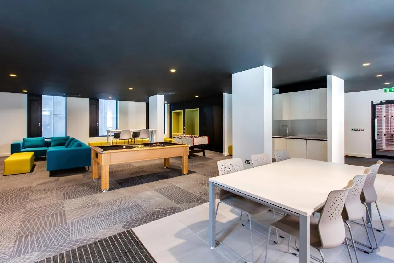 Yugo Explore - Lee Point Cork Apartment