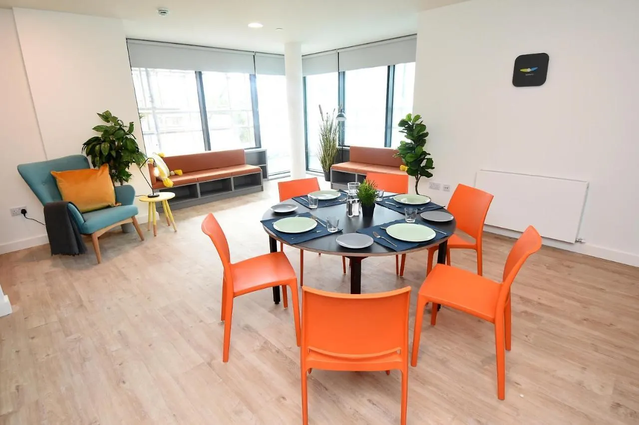 Yugo Explore - Lee Point Cork Apartment